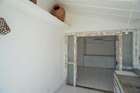 Apartamento à venda com 246m², 3 quartos e 3 vagasCozinha de Apoio