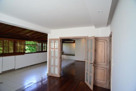 Sala de apartamento à venda com 3 quartos, 246m² em Barra da Tijuca, Rio de Janeiro