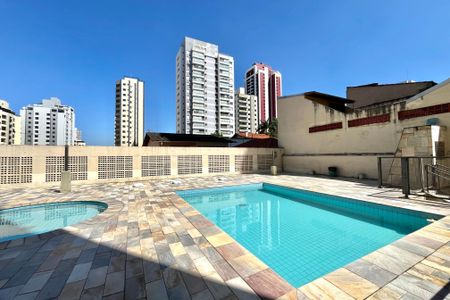 Apartamento à venda com 67m², 2 quartos e sem vagaÁrea comum - Piscina