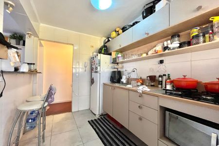Apartamento à venda com 67m², 2 quartos e sem vagaCozinha