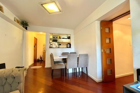 Apartamento à venda com 67m², 2 quartos e sem vagaSala