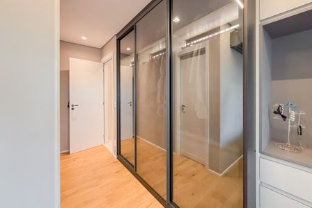 Apartamento à venda com 130m², 3 quartos e 2 vagasSuíte Master - Armários