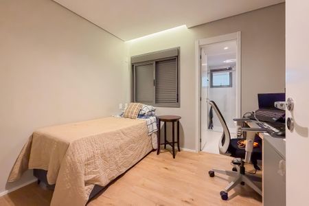 Apartamento à venda com 130m², 3 quartos e 2 vagasSuíte 2