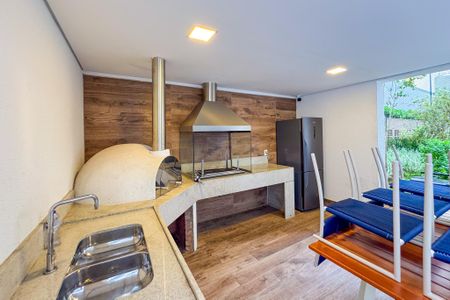 Apartamento à venda com 130m², 3 quartos e 2 vagasChurrasqueira