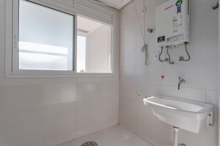 Apartamento à venda com 79m², 2 quartos e 2 vagas Apartamento à venda com 79m², 2 quartos e 2 vagasCozinha e Área de Serviço