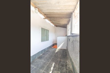 Casa para alugar com 50m², 2 quartos e sem vagaVaranda