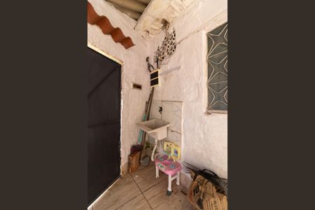 Casa para alugar com 50m², 2 quartos e sem vagaQuintal e Área de Serviço