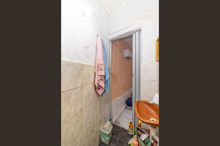 Banheiro de casa para alugar com 2 quartos, 50m² em Padre Miguel, Rio de Janeiro