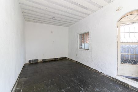 Quarto 2 de casa para alugar com 2 quartos, 50m² em Padre Miguel, Rio de Janeiro