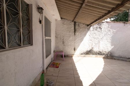 Casa para alugar com 50m², 2 quartos e sem vagaQuintal e Área de Serviço