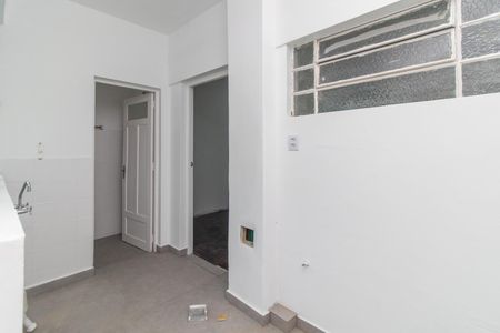 Apartamento à venda com 130m², 3 quartos e sem vagaÁrea de Serviço