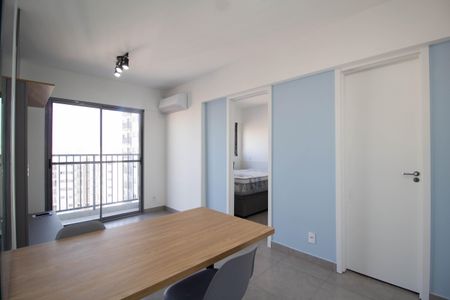 Apartamento para alugar com 43m², 2 quartos e sem vaga Apartamento para alugar com 43m², 2 quartos e sem vagaSala