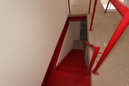 Apartamento à venda com 51m², 1 quarto e 1 vagaEscada