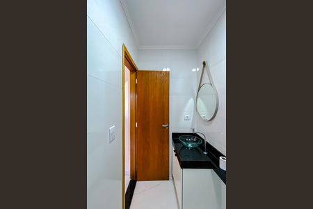 Casa para alugar com 120m², 3 quartos e 2 vagasBanheiro social