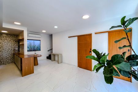 Sala de casa para alugar com 3 quartos, 120m² em Água Rasa, São Paulo