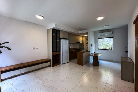 Sala de casa para alugar com 3 quartos, 120m² em Água Rasa, São Paulo