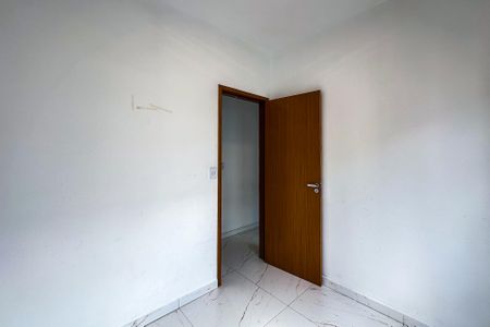 Casa para alugar com 120m², 3 quartos e 2 vagasQuarto 2