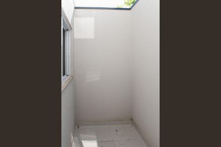 Apartamento para alugar com 42m², 2 quartos e sem vaga Apartamento para alugar com 42m², 2 quartos e sem vagaCozinha e Área de Serviço