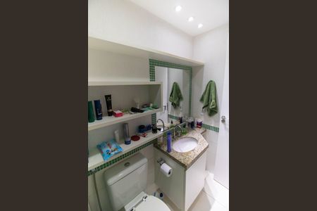 Apartamento à venda com 66m², 2 quartos e 1 vagaBanheiro da Suíte