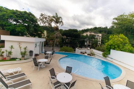 Apartamento à venda com 66m², 2 quartos e 1 vagaÁrea comum