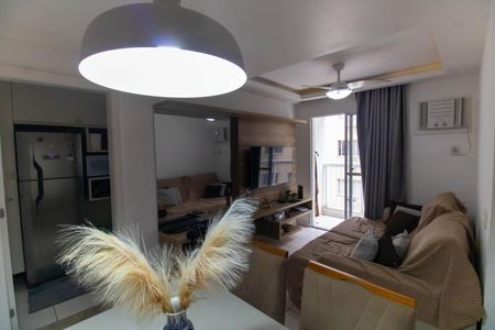 Sala de apartamento à venda com 2 quartos, 66m² em Maceio, Niterói