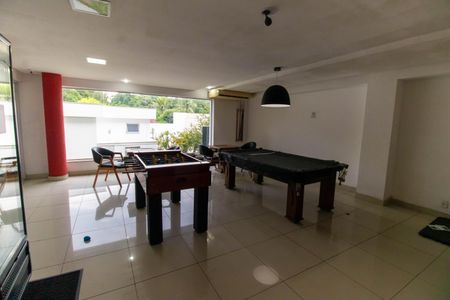 Apartamento à venda com 66m², 2 quartos e 1 vagaÁrea comum