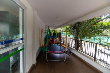 Apartamento à venda com 66m², 2 quartos e 1 vagaÁrea comum