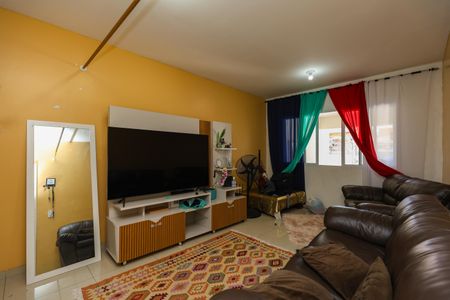 Sala de casa à venda com 3 quartos, 160m² em Jardim Colombo, São Paulo