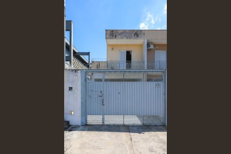 Casa à venda com 160m², 3 quartos e 2 vagasFachada