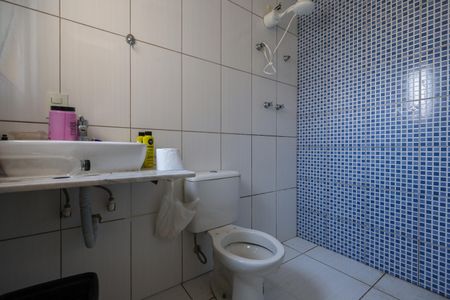 Casa à venda com 160m², 3 quartos e 2 vagasBanheiro da Suíte 2