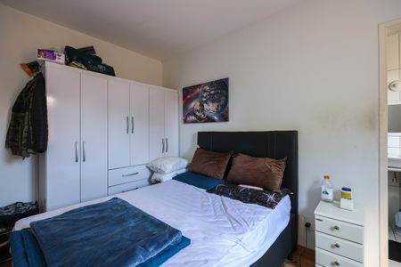 Casa à venda com 160m², 3 quartos e 2 vagasSuíte 1