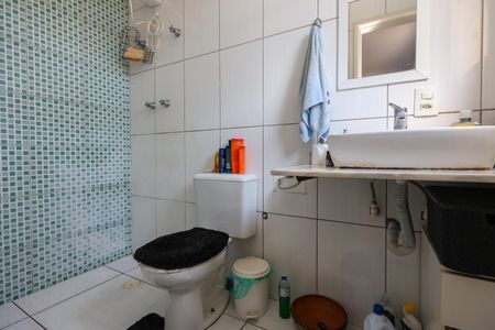 Casa à venda com 160m², 3 quartos e 2 vagasBanheiro da Suíte 1