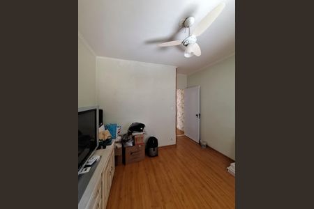 Casa à venda com 200m², 3 quartos e 3 vagas Casa à venda com 200m², 3 quartos e 3 vagasQuarto 1