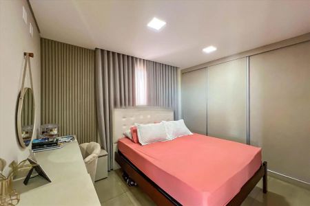 Apartamento para alugar com 200m², 4 quartos e 2 vagas