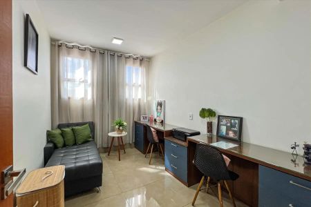 Apartamento para alugar com 200m², 4 quartos e 2 vagas