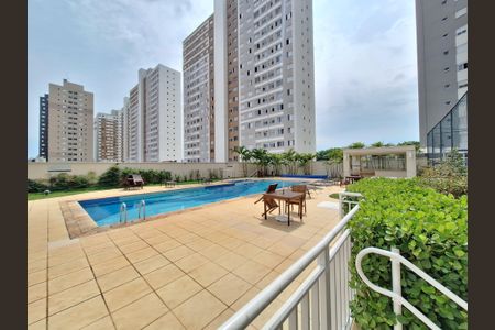 Apartamento para alugar com 70m², 2 quartos e 2 vagas Apartamento para alugar com 70m², 2 quartos e 2 vagasÁrea comum - Piscina