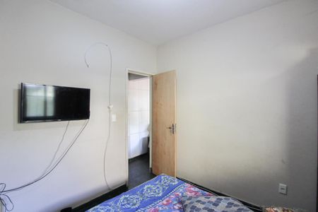 Casa à venda com 360m², 6 quartos e 4 vagas Casa à venda com 360m², 6 quartos e 4 vagasCasa 2 - Quarto 1