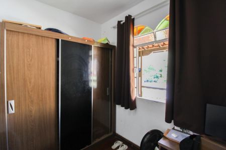 Casa à venda com 360m², 6 quartos e 4 vagas Casa à venda com 360m², 6 quartos e 4 vagasCasa 1 - Quarto 2