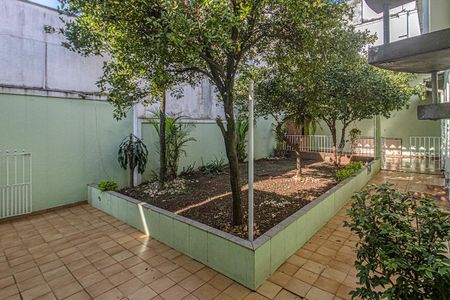 Casa à venda com 228m², 3 quartos e 5 vagasquintal_2