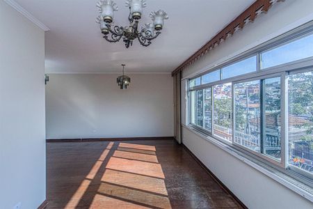 Casa à venda com 228m², 3 quartos e 5 vagassala de estar e de jantar_5