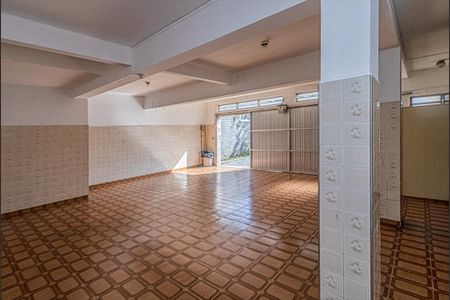 Casa à venda com 228m², 3 quartos e 5 vagassalão de festas e garagem_2