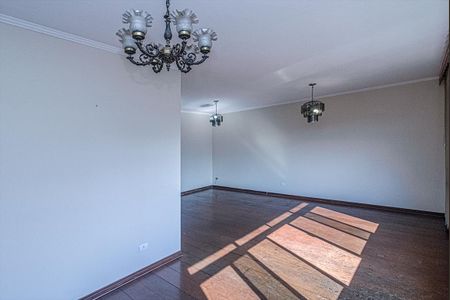 Casa à venda com 228m², 3 quartos e 5 vagassala de estar e de jantar_4