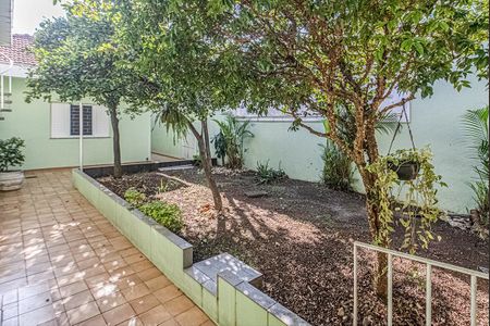 Casa à venda com 228m², 3 quartos e 5 vagasquintal_3