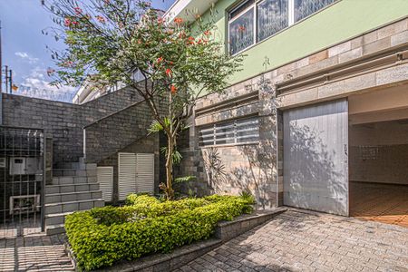 Casa à venda com 228m², 3 quartos e 5 vagasgaragem_1