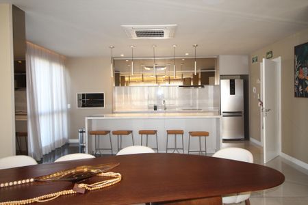 Apartamento à venda com 93m², 3 quartos e 2 vagasÁrea comum - Salão de festas