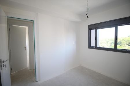 Apartamento à venda com 93m², 3 quartos e 2 vagasQuarto 2