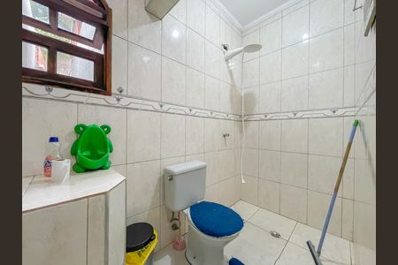 Casa à venda com 220m², 3 quartos e 2 vagas Casa à venda com 220m², 3 quartos e 2 vagasBanheiro (Casa 2)