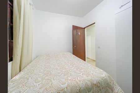 Casa à venda com 220m², 3 quartos e 2 vagas Casa à venda com 220m², 3 quartos e 2 vagasQuarto 2 (Casa 1)