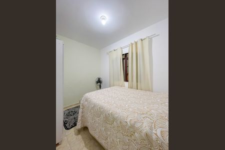 Casa à venda com 220m², 3 quartos e 2 vagas Casa à venda com 220m², 3 quartos e 2 vagasQuarto 2 (Casa 1)