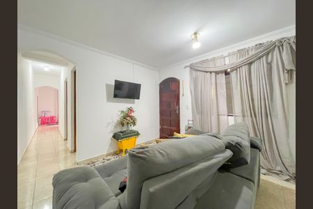 Casa à venda com 220m², 3 quartos e 2 vagas Casa à venda com 220m², 3 quartos e 2 vagasSala (Casa 1)